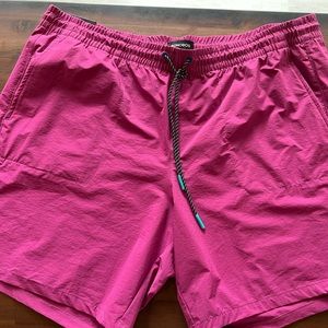 BONOBO - The Rec One Short - Very Berry